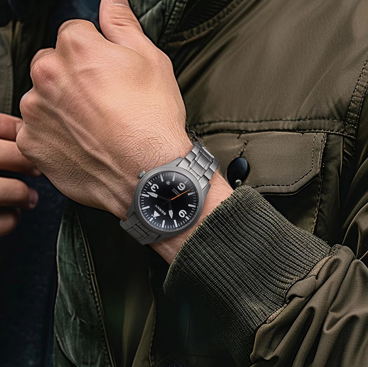 BERNY Titanium Automatic Field Watch – Mechanical Military Wristwatch with Sapphire Crystal