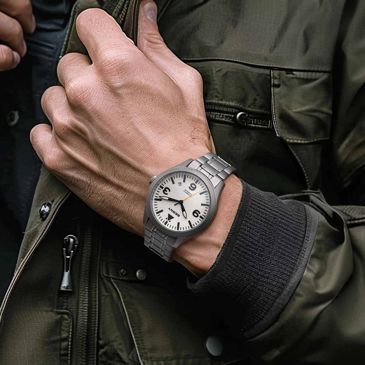 BERNY Titanium Automatic Field Watch – Mechanical Military Wristwatch with Sapphire Crystal